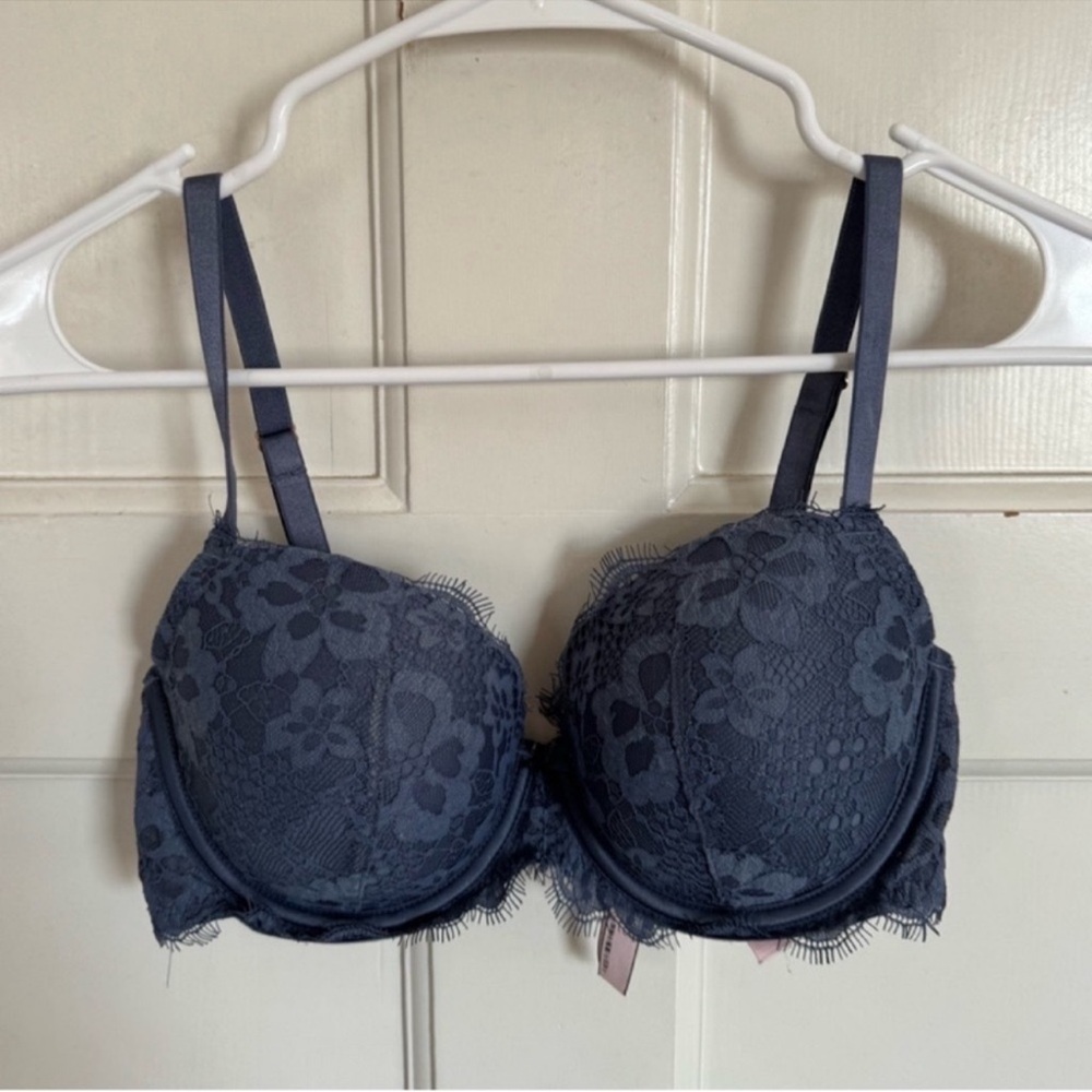 Victoria’s Secret lined demi blue gray‎ lace bra size 32DD